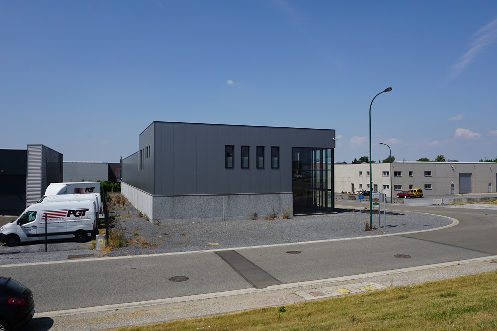 Constructions Louwet SA - Construction de bâtiment industriel - Industriebouw - Kantorenbouw - Construction de bureau - Province de Liège - Luik - Staalbouw - Construction métallique - Charpente métallique - Construction industriel - Construction de bâtiment agricole - Agrobouw - Winkelbouw - Construction de magasin